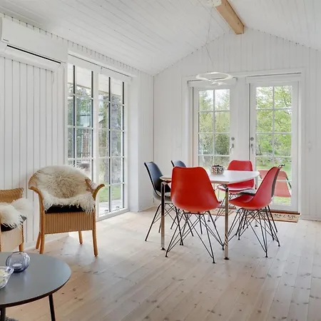 Ansberga - 1km From The Sea By Interhome Feriehus *