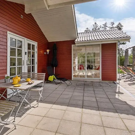 Ansberga - 1km From The Sea By Interhome